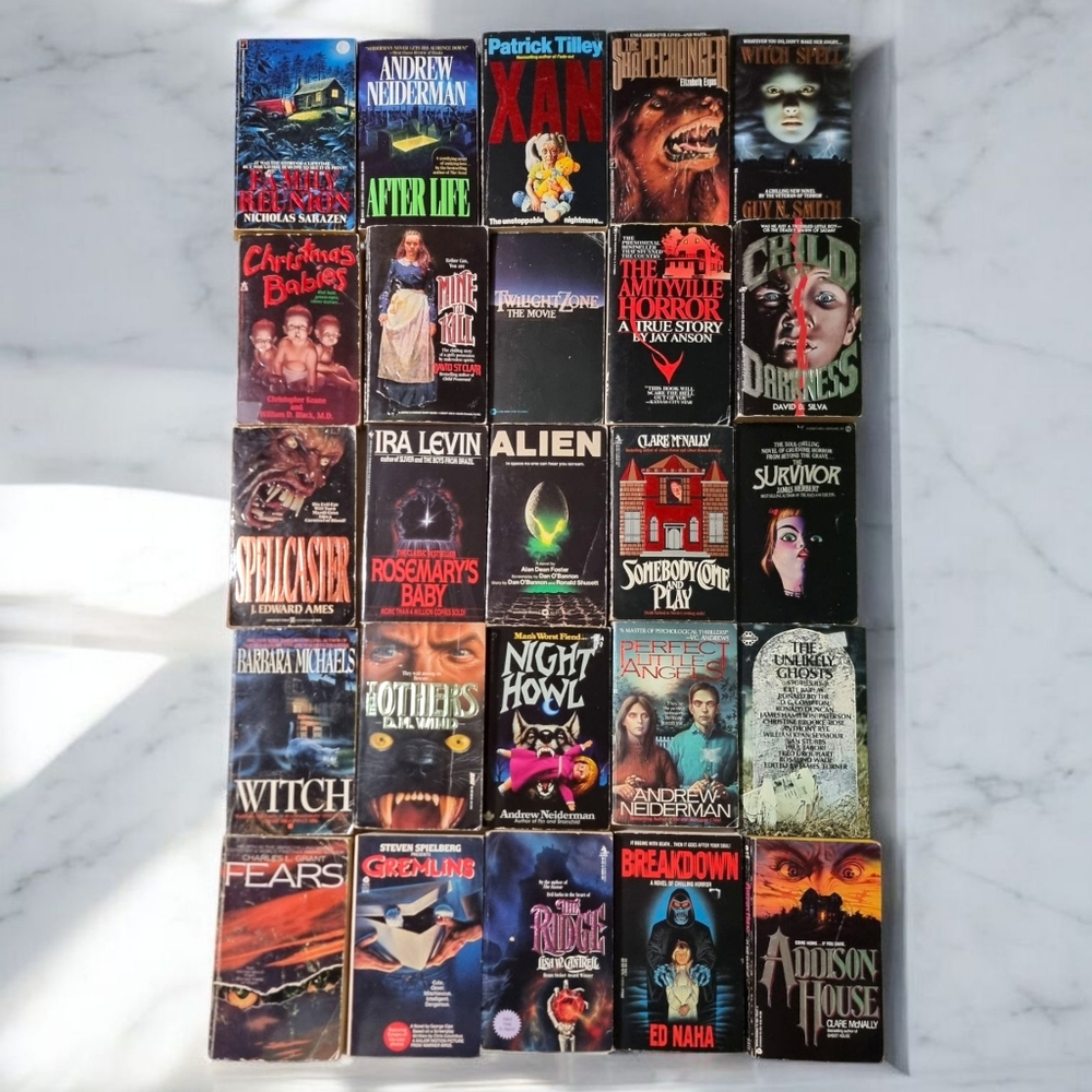 Vintage Horror Paperback Book Collection Of 25